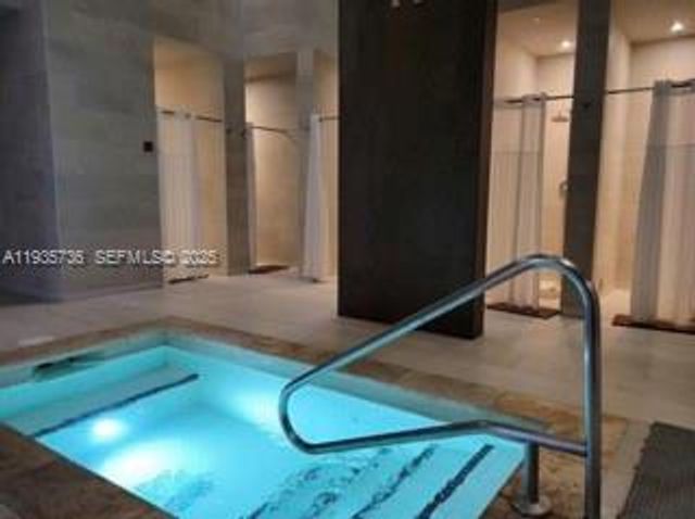 1800 S Ocean Dr 908, Hallandale Beach, FL 33009