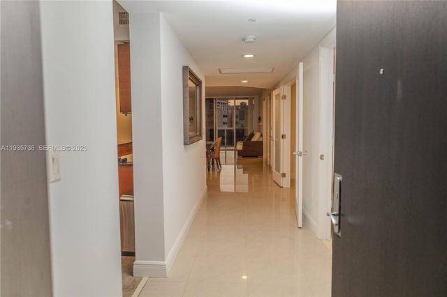 1800 S Ocean Dr 908, Hallandale Beach, FL 33009