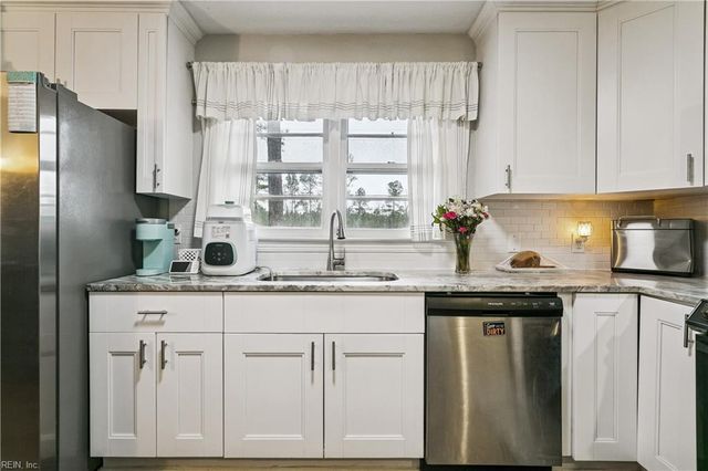 1724 Whaleyville BLVD, Suffolk, VA 23434