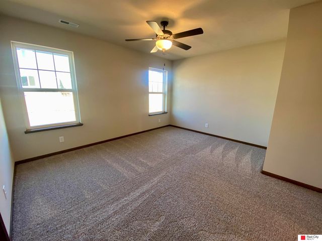 104 W Ida Lane, Lincoln, NE 68523