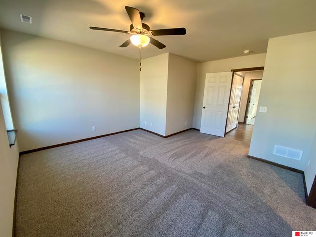 104 W Ida Lane, Lincoln, NE 68523