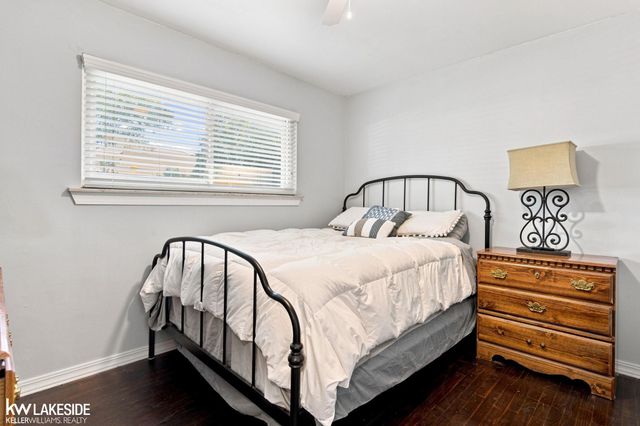 22834 E 13 Mile Road, Saint Clair Shores, MI 48082