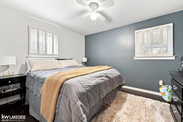 22834 E 13 Mile Road, Saint Clair Shores, MI 48082