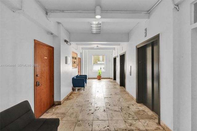 168 SE 1st St 1200, Miami, FL 33131