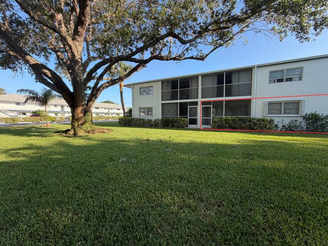 9 Westwood Avenue 102b, Tequesta, FL 33469