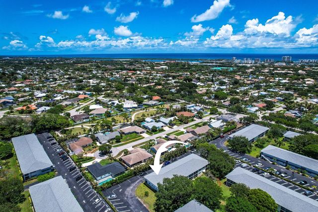 9 Westwood Avenue 102b, Tequesta, FL 33469