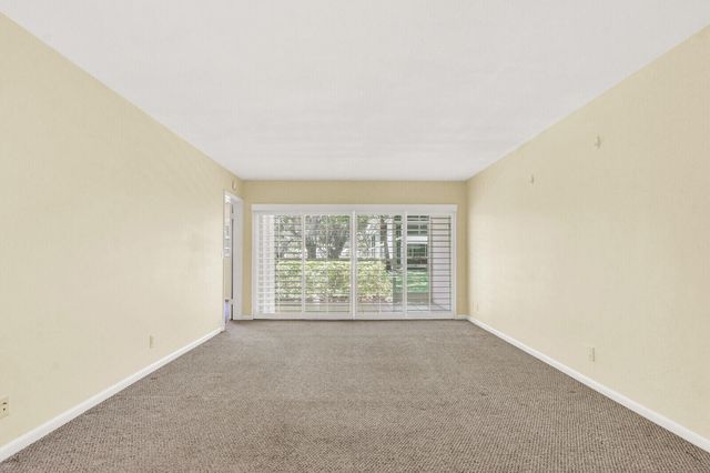 9 Westwood Avenue 102b, Tequesta, FL 33469