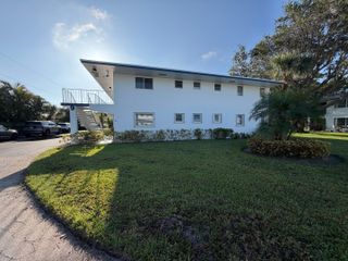 9 Westwood Avenue 102b, Tequesta, FL 33469