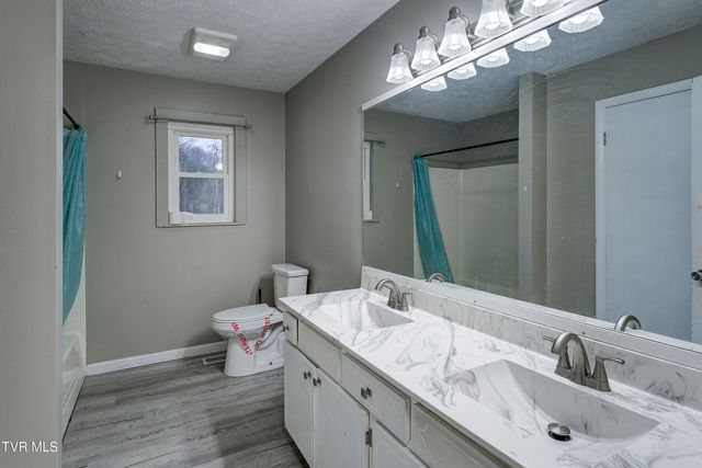 965 Roaring Fork Road, Greeneville, TN 37745