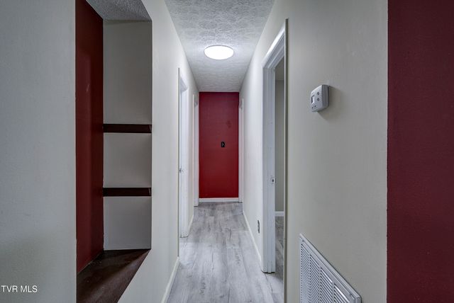 965 Roaring Fork Road, Greeneville, TN 37745