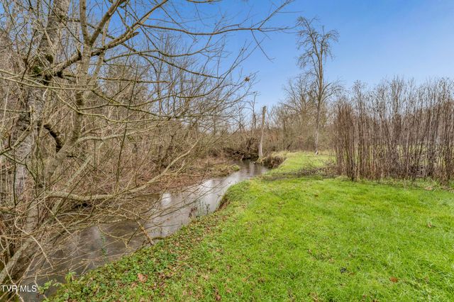 965 Roaring Fork Road, Greeneville, TN 37745