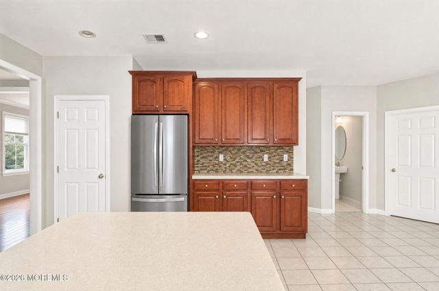 7 Salvatore Drive, Lakewood, NJ 08701
