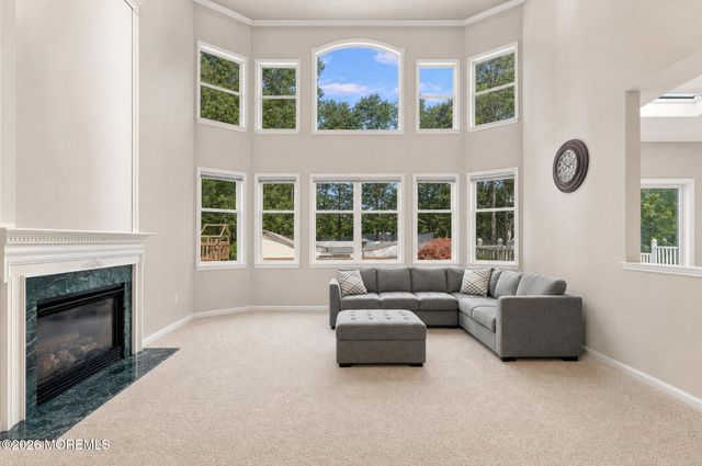7 Salvatore Drive, Lakewood, NJ 08701