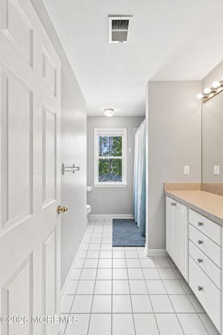 7 Salvatore Drive, Lakewood, NJ 08701