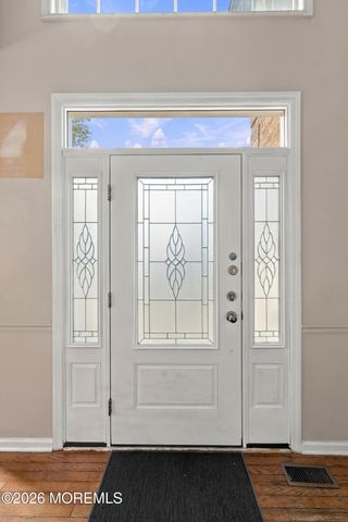 7 Salvatore Drive, Lakewood, NJ 08701