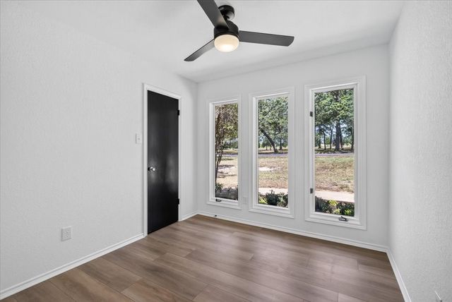 172 Colonial Drive, Mabank, TX 75156