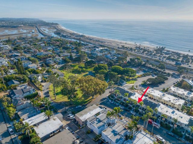 2140 Orinda Dr E, Cardiff, CA 92007