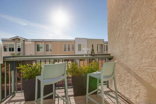 2140 Orinda Dr E, Cardiff, CA 92007