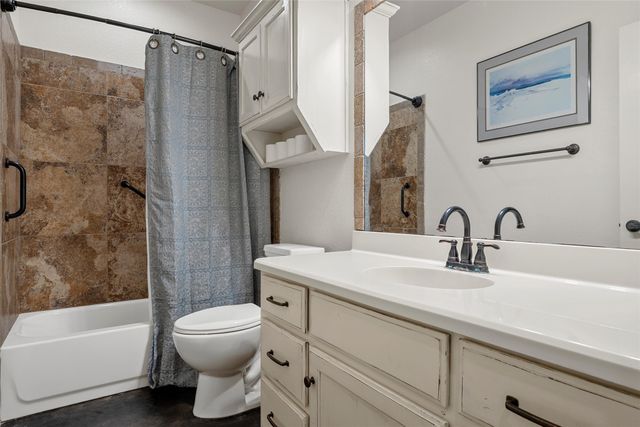 207 Cresthill Circle, Valley Mills, TX 76689