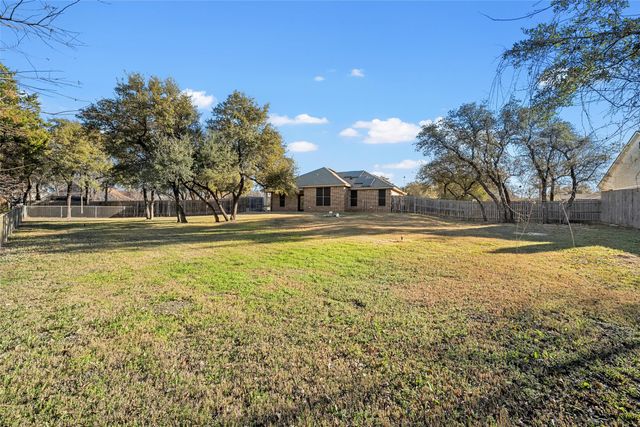 207 Cresthill Circle, Valley Mills, TX 76689