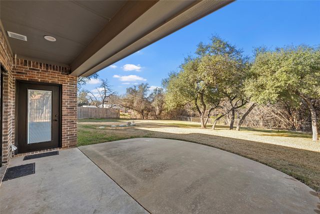 207 Cresthill Circle, Valley Mills, TX 76689