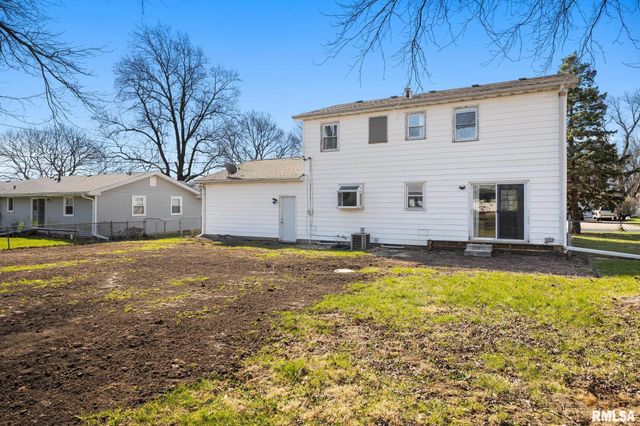 1109 E BROOKHILL Road, Peoria, IL 61615