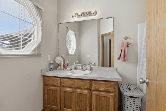 9305 Crooked Creek Lane, Moore, OK 73160