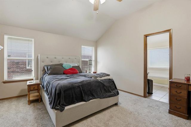 9305 Crooked Creek Lane, Moore, OK 73160