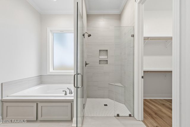 207 Grand Oak Drive, Broussard, LA 70518