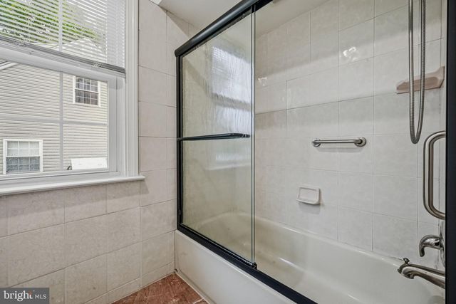 2831 SPRINGFIELD RD, Broomall, PA 19008