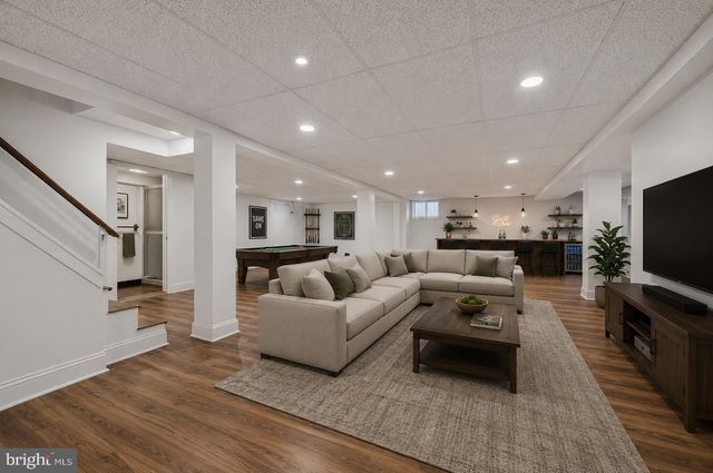 2831 SPRINGFIELD RD, Broomall, PA 19008
