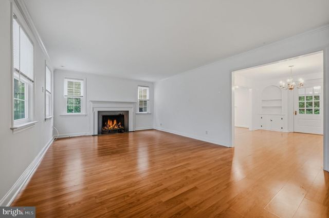 2831 SPRINGFIELD RD, Broomall, PA 19008