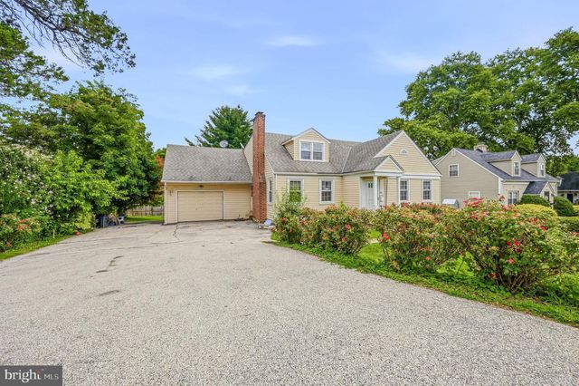 2831 SPRINGFIELD RD, Broomall, PA 19008