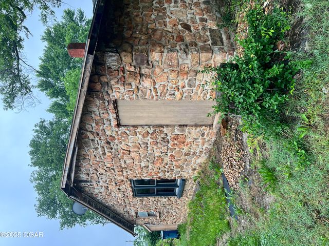 1804 W 4th Street, Joplin, MO 64801