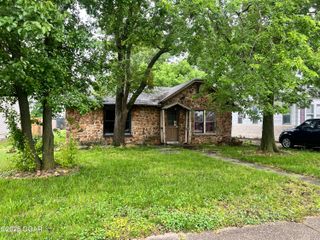 1804 W 4th Street, Joplin, MO 64801