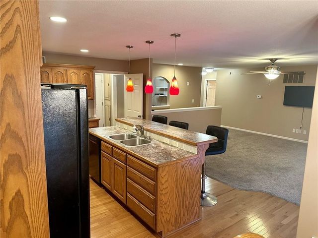 710 Hidden Meadows Court, Paola, KS 66071