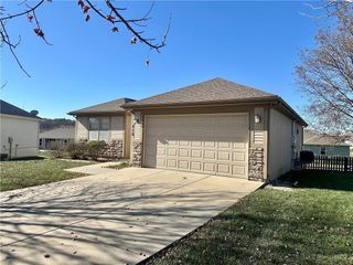 710 Hidden Meadows Court, Paola, KS 66071