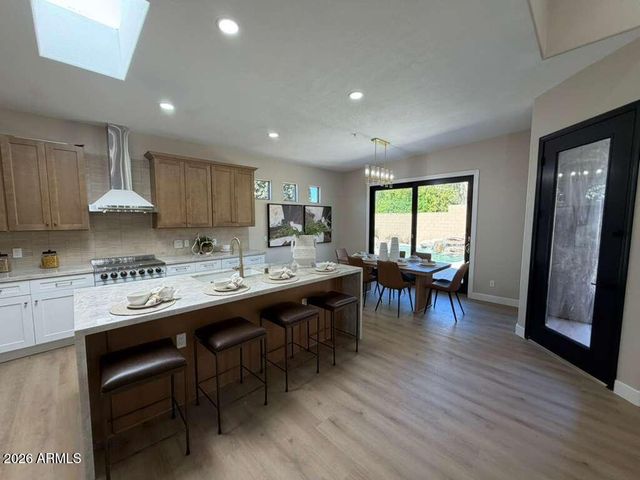 9406 E GAMBLE Lane, Scottsdale, AZ 85262