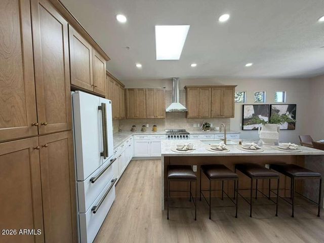 9406 E GAMBLE Lane, Scottsdale, AZ 85262