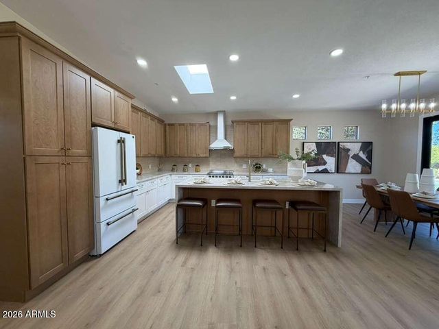 9406 E GAMBLE Lane, Scottsdale, AZ 85262