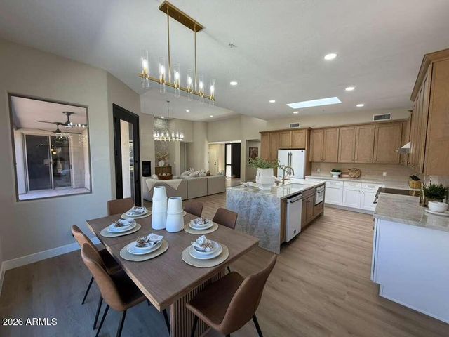 9406 E GAMBLE Lane, Scottsdale, AZ 85262