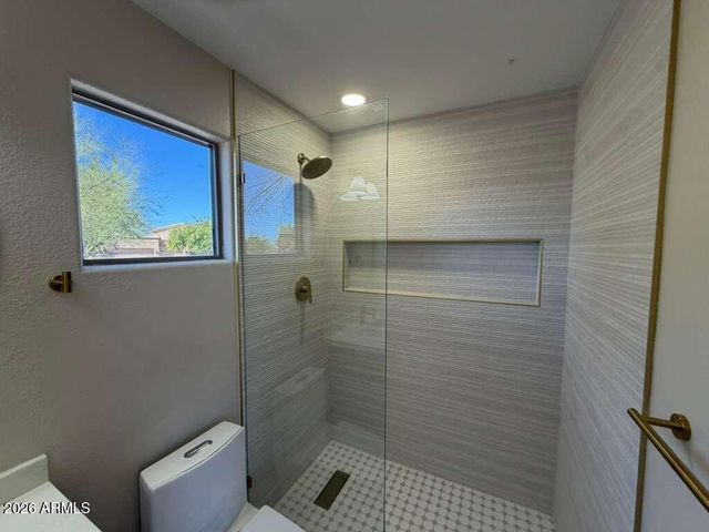 9406 E GAMBLE Lane, Scottsdale, AZ 85262