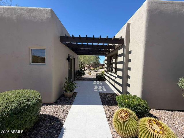 9406 E GAMBLE Lane, Scottsdale, AZ 85262