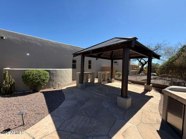 9406 E GAMBLE Lane, Scottsdale, AZ 85262