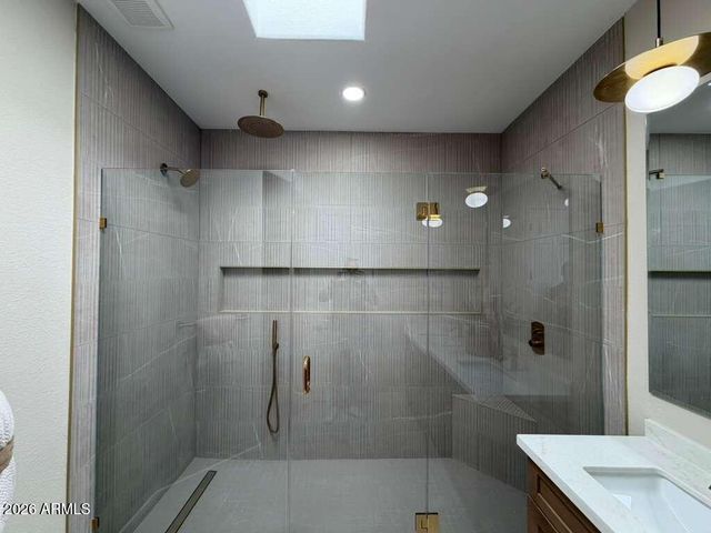 9406 E GAMBLE Lane, Scottsdale, AZ 85262