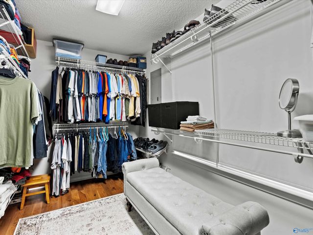 5519 Cedar Mill Drive, Guntersville, AL 35976