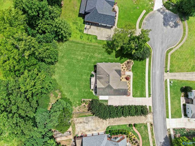 5519 Cedar Mill Drive, Guntersville, AL 35976