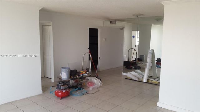 2750 NE 183rd St 1504, Aventura, FL 33160