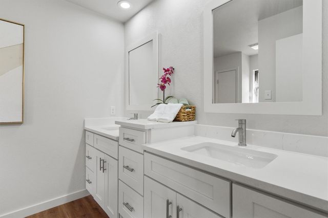 4505 Oak Creek DR, Austin, TX 78727