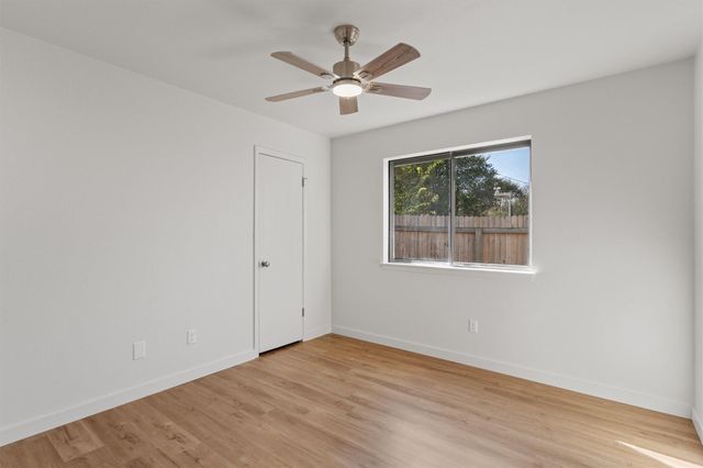 4505 Oak Creek DR, Austin, TX 78727
